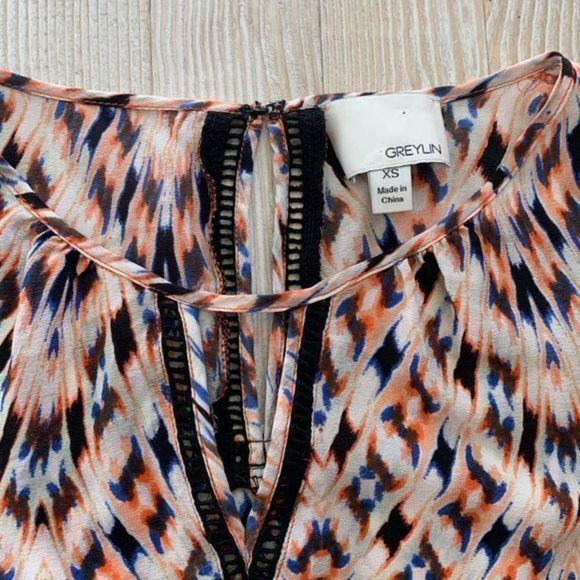 𝅺Greylin Geometric Printed Chiffon Tank Size XS‎ - Picture 3 of 7